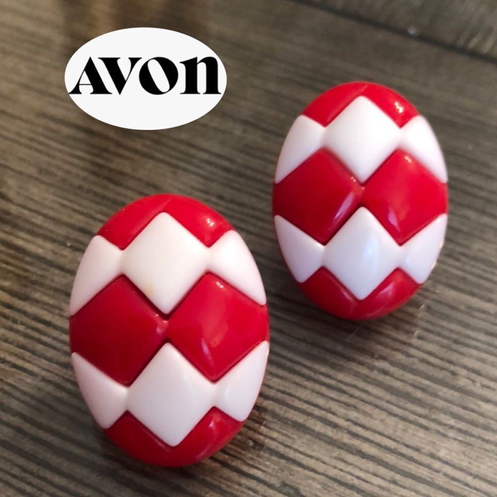 Vintage Avon Acrylic Oval Red & White Check Earrings